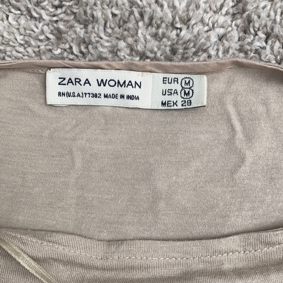 Beautiful embroidery Zara top with cold shoulders - Picture 4 of 8